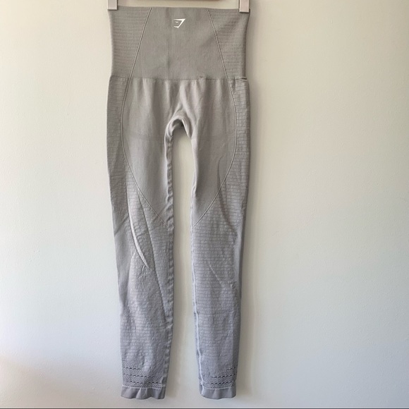 NEW Gymshark Seamless Legging in Light Grey - Picture 2 of 4